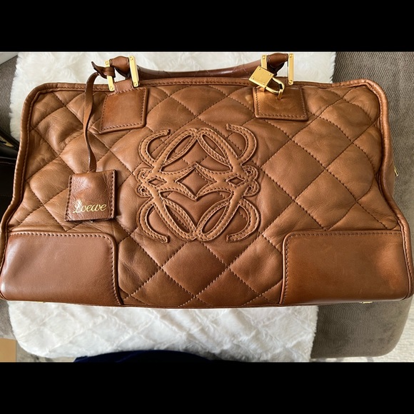 Loewe Amazona 28cm with pochette. - Picture 2 of 2